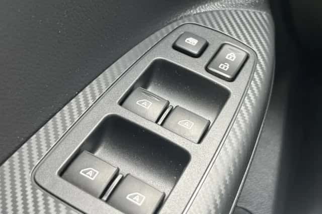 Mitsubishi Eclipse Cross (2023) thumbnail 14