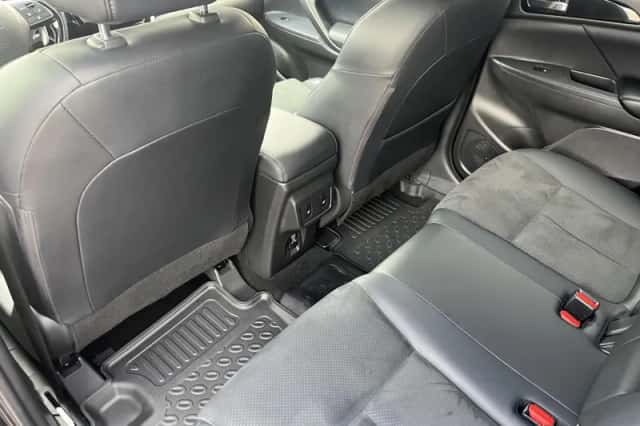 Mitsubishi Eclipse Cross (2023) thumbnail 63
