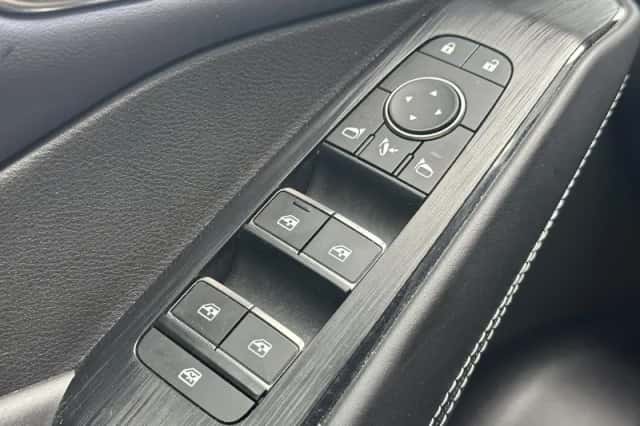 Nissan Qashqai (2023) thumbnail 14