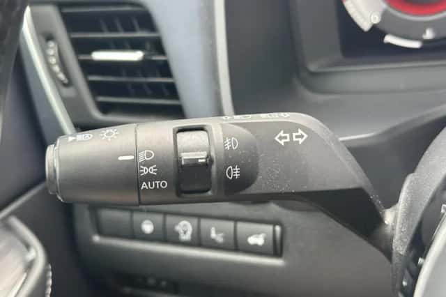 Nissan Qashqai (2023) thumbnail 32