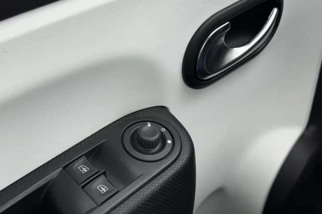 Renault Twingo (2022) thumbnail 12