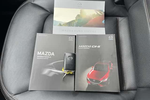 Mazda CX-5 (2021) thumbnail 5
