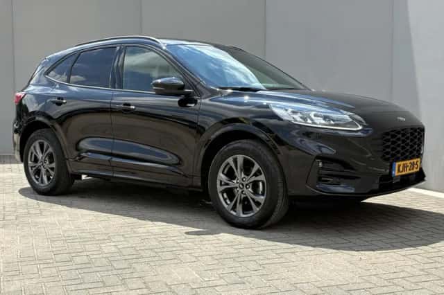 Ford Kuga (2023) thumbnail 11