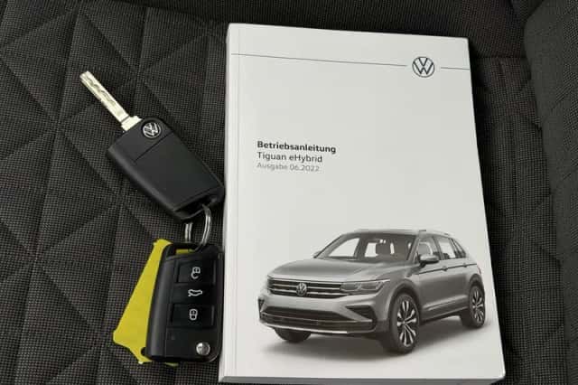 Volkswagen Tiguan (2022) thumbnail 4