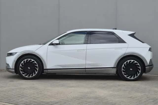 Hyundai Ioniq 5 (2022) thumbnail 12