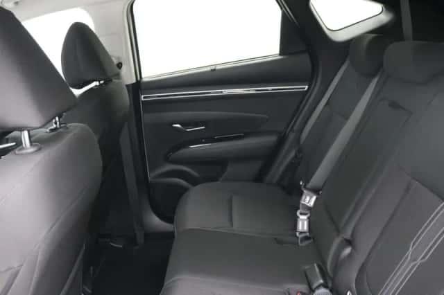Hyundai Tucson (2022) thumbnail 5