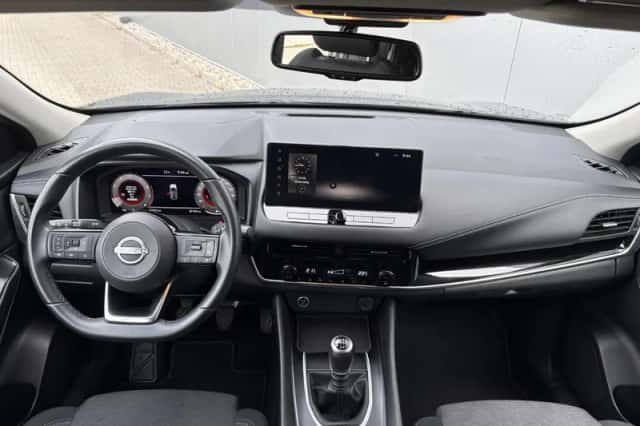 Nissan Qashqai (2023) thumbnail 2