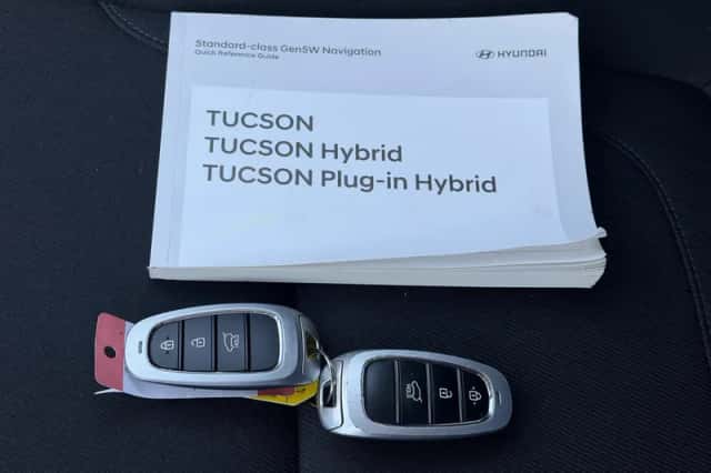 Hyundai Tucson (2023) thumbnail 4