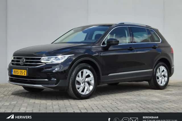 Volkswagen Tiguan (2022) thumbnail 1