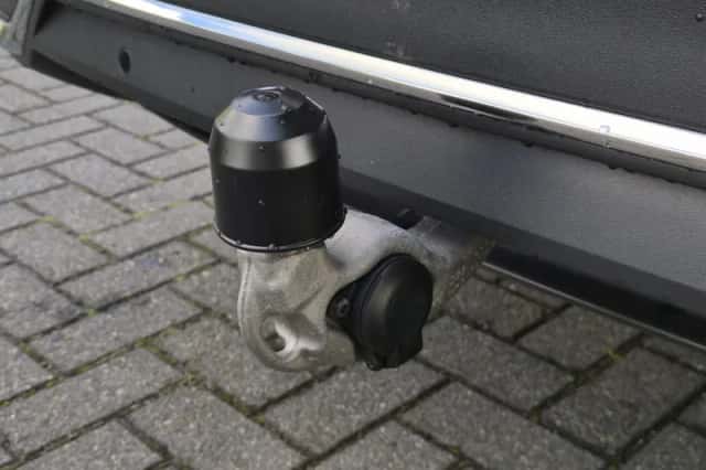 Volkswagen Tiguan (2022) thumbnail 4