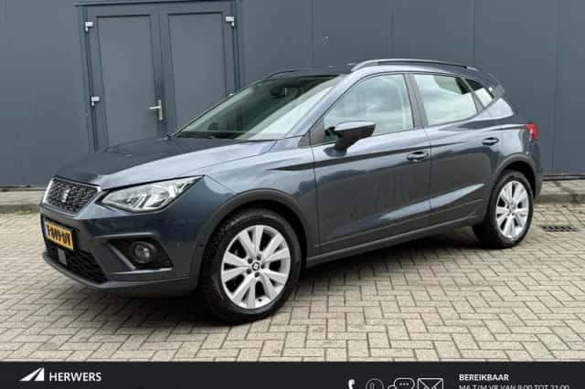 SEAT Arona (2021) thumbnail 1