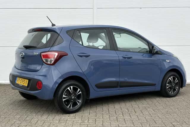 Hyundai i10 (2018) thumbnail 3