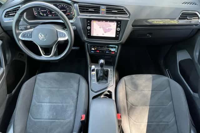 Volkswagen Tiguan (2022) thumbnail 2