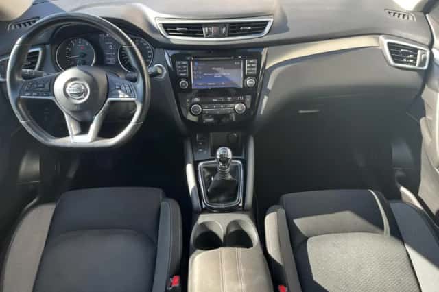 Nissan Qashqai (2018) thumbnail 2
