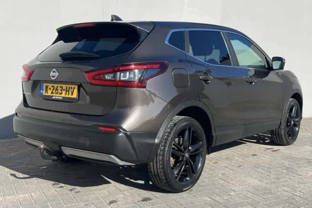 Nissan Qashqai (2018) thumbnail 3