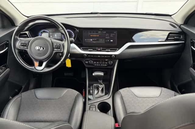 Kia Niro (2021) thumbnail 2