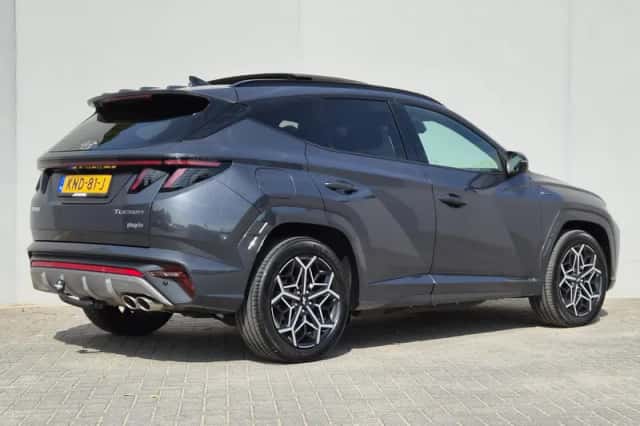 Hyundai Tucson (2022) thumbnail 3