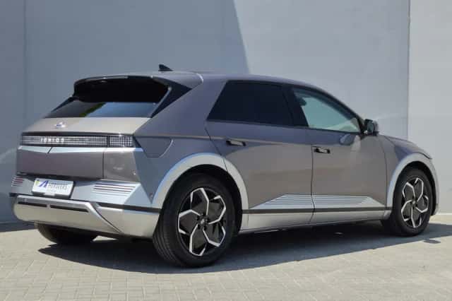 Hyundai Ioniq 5 (2022) thumbnail 3