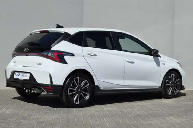 Hyundai i20 (2023) thumbnail 3