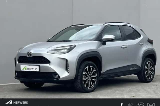 Toyota Yaris Cross (2025) thumbnail 1