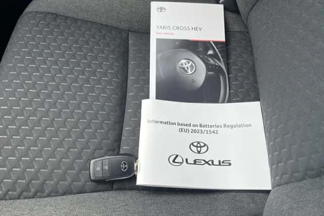 Toyota Yaris Cross (2025) thumbnail 6
