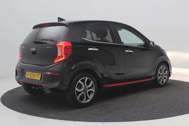 Kia Picanto (2022) thumbnail 3