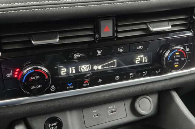 Nissan X-Trail (2025) thumbnail 4