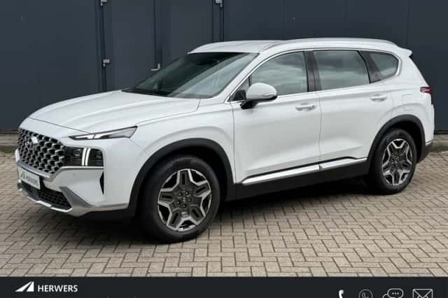 Hyundai Santa Fe (2022) thumbnail 1