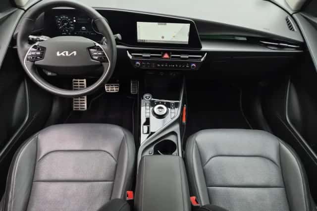 Kia Niro EV (2023) thumbnail 2
