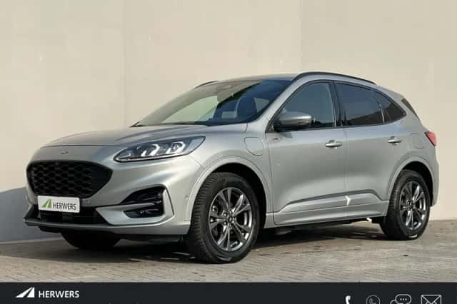 Ford Kuga (2022) thumbnail 1