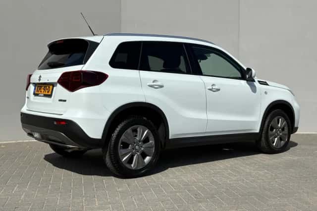 Suzuki Vitara (2025) thumbnail 3