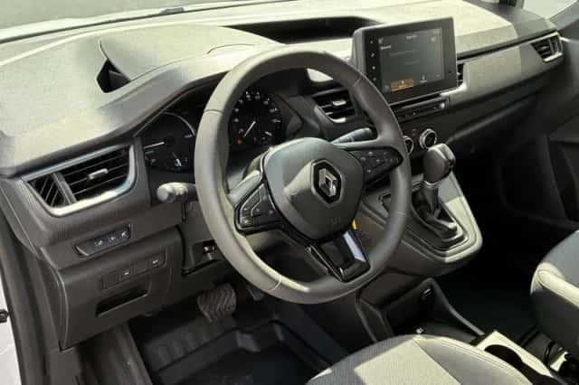 Renault Kangoo (2024) thumbnail 2