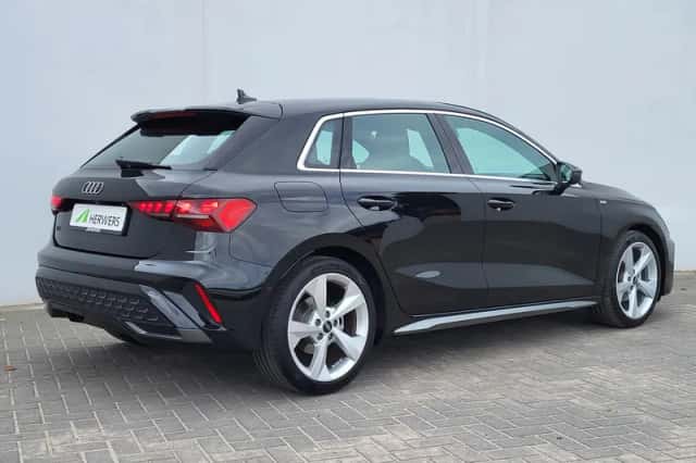 Audi A3 (2025) thumbnail 3
