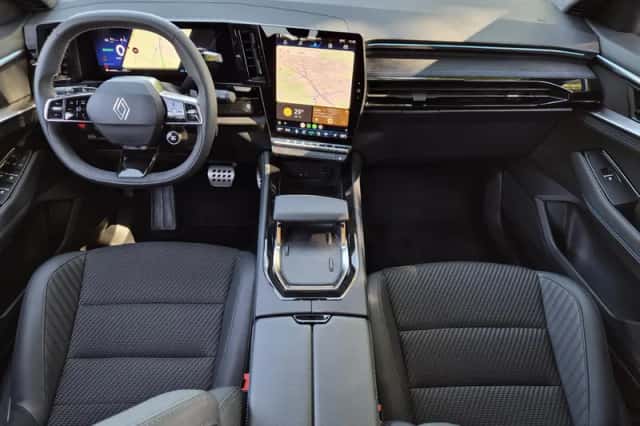 Renault Espace (2025) thumbnail 2