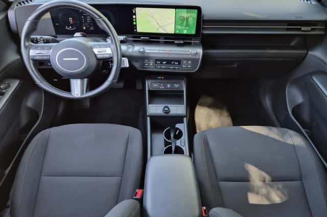 Hyundai Kona (2024) thumbnail 2