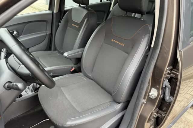 Dacia Sandero (2018) thumbnail 6