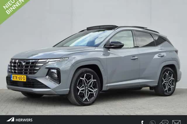 Hyundai Tucson (2022) thumbnail 1