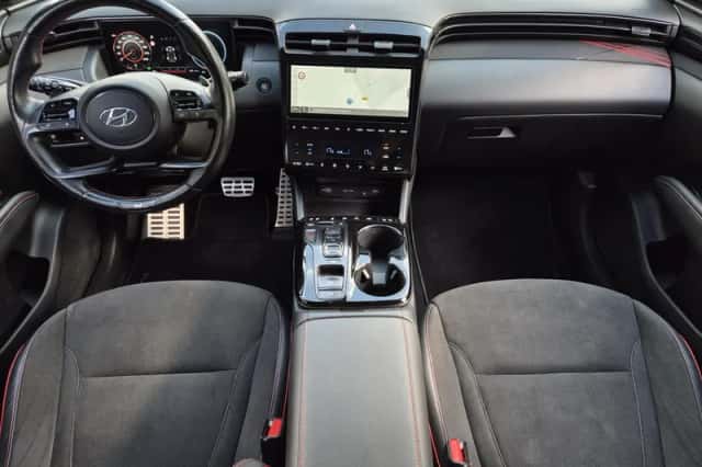 Hyundai Tucson (2022) thumbnail 2