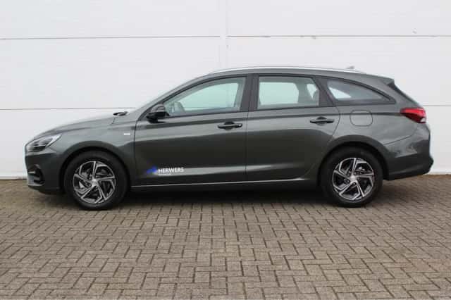 Hyundai i30 (2024) thumbnail 8