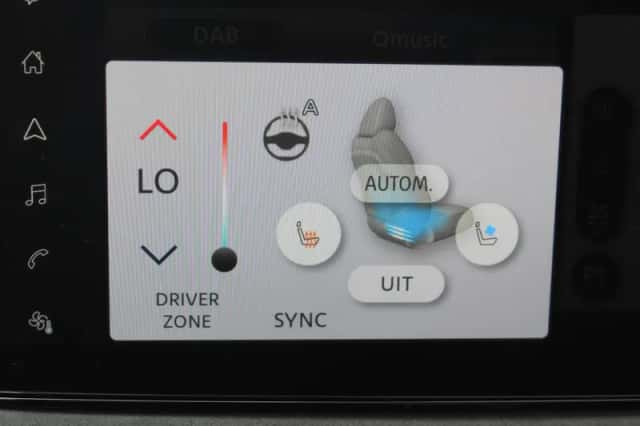 Nissan Ariya (2024) thumbnail 33
