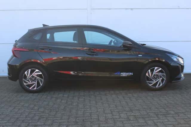 Hyundai i20 (2024) thumbnail 16