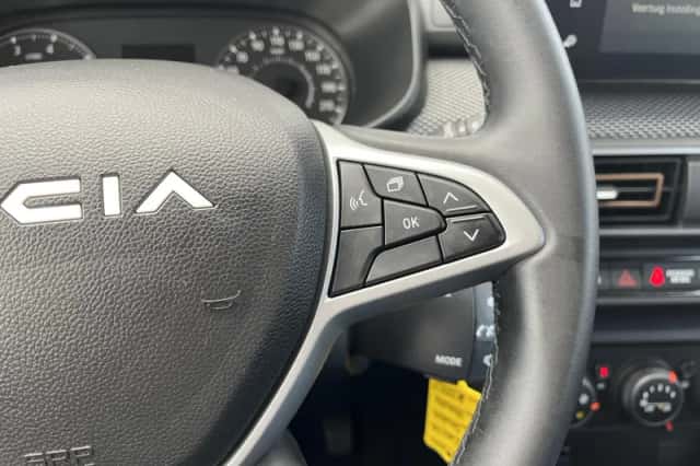 Dacia Sandero Stepway (2023) thumbnail 10