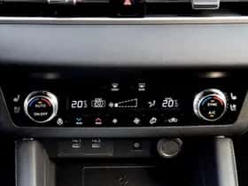 Mitsubishi Outlander (2026) thumbnail 39