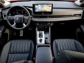 Mitsubishi Outlander (2026) thumbnail 5