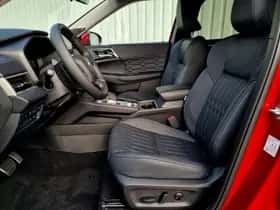 Mitsubishi Outlander (2026) thumbnail 8