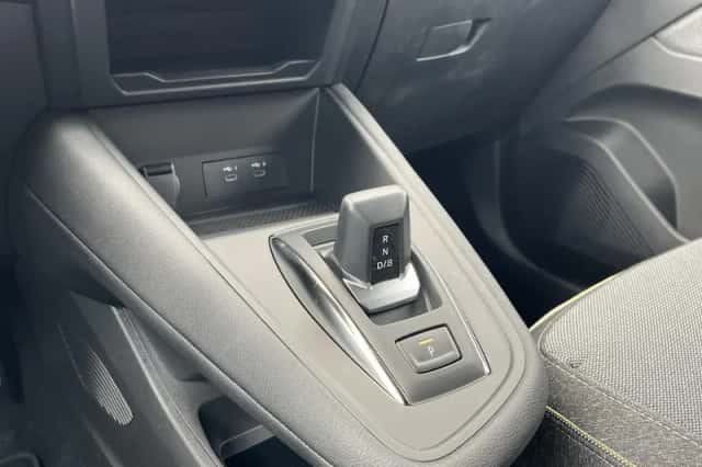 Mitsubishi ASX (2025) thumbnail 4