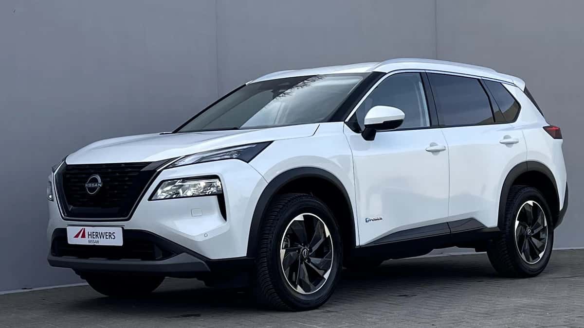 Nissan X-Trail (2025) — foto 1