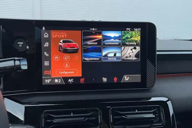 Nissan Micra (2025) thumbnail 18