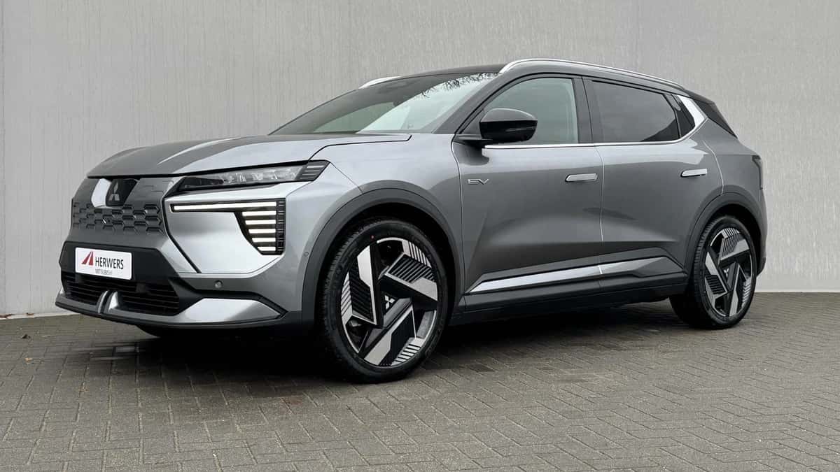 Mitsubishi Eclipse Cross (2025) — foto 1
