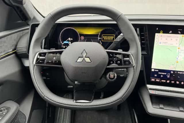 Mitsubishi Eclipse Cross (2025) thumbnail 17